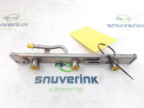 Used Injection rail RENAULT CLIO V (B7_) 1.0 TCe 90 (B7MT) (91 hp) 12177936