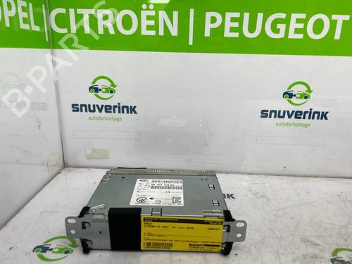 radio-citroen-c4-cactus-12-vti-82-9810475880-2014-10808204 main image