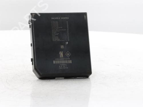 Used Fuse box Fuse box 39507874 39507874