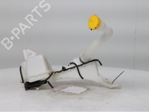 Used Windscreen washer tank Windscreen washer tank RENAULT CLIO V (B7_) 1.0 TCe 90 (B7MT) (91 hp) 38234761 38234761