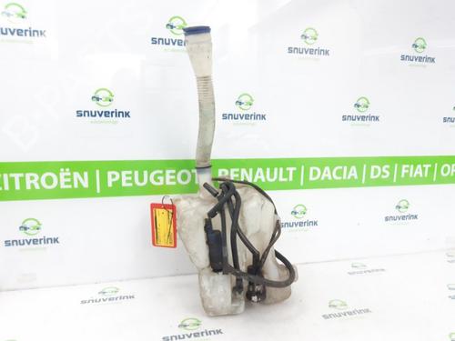 Used Windscreen washer tank Windscreen washer tank 24165026 24165026