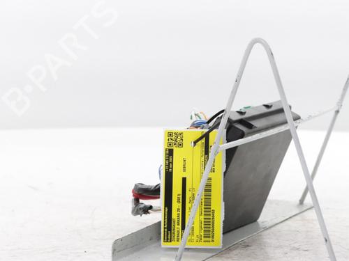 Fuse box RENAULT ARKANA I (LCM_, LDN_) 1.3 TCe 140 (LDN0) | BP33696670E1 - Image 4