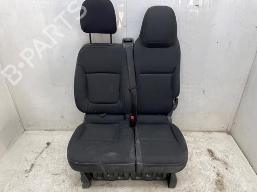Used Right front seat Right front seat 31960432 31960432
