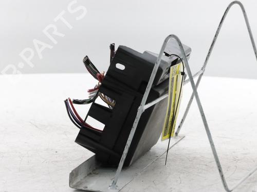 Fuse box RENAULT CLIO V (B7_) 1.5 Blue dCi 100 (B7AD) | BP34565998E1 - Image 4