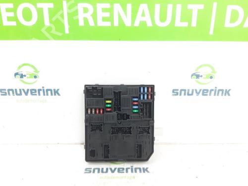 Used Fuse box RENAULT KADJAR (HA_, HL_) 1.3 TCe 160 (HLNC) (160 hp) 21194001
