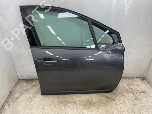 Used Right front door Right front door 38272427 38272427