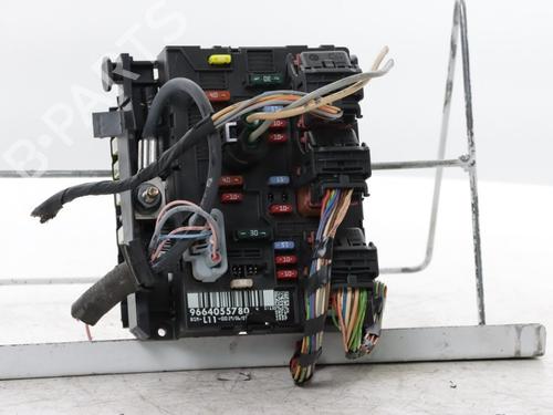 Used Fuse box Fuse box 34603888 34603888