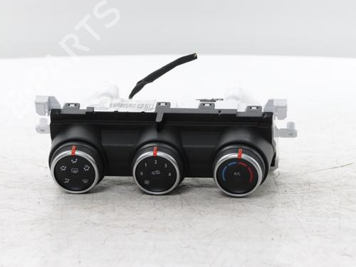Used Climate control Climate control 36538115 36538115