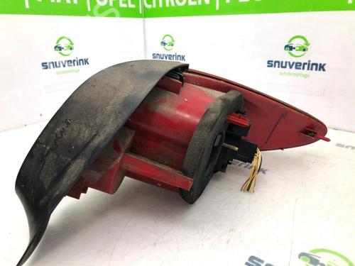 Right taillight PEUGEOT 206 CC (2D) 1.6 16V (2DNFUF, 2DNFUR) | BP19708325C35 