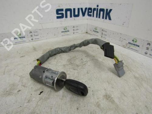 Used Ignition barrel Ignition barrel RENAULT KANGOO (KC0/1_) 1.6 16V (95 hp) 40563615 40563615