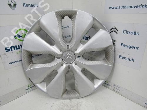 Used Hub cap CITROËN C3 II (SC_) 1.4 (73 hp) 13191234