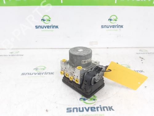 Used ABS pump RENAULT TRAFIC III Van (FG_) 2.0 dCi 120 (FGMN) (120 hp) 23121004