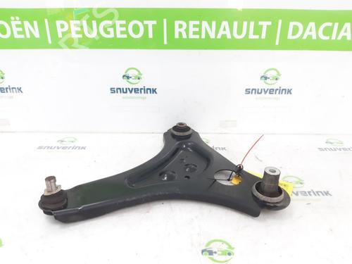 Used Right front suspension arm RENAULT TWINGO III (BCM_, BCA_) 1.0 SCe 70 (71 hp) 21193637