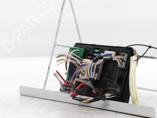 Fuse box RENAULT ARKANA I (LCM_, LDN_) 1.3 TCe 140 (LDN0) | BP33696670E1 - Image 2