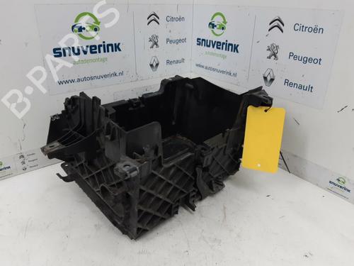 Used Support RENAULT MEGANE III Grandtour (KZ0/1) 1.5 dCi (KZ09, KZ0D, KZ1G, KZ29, KZ14, KZ1W, KZ10, KZ1F,... (110 hp) 13191431