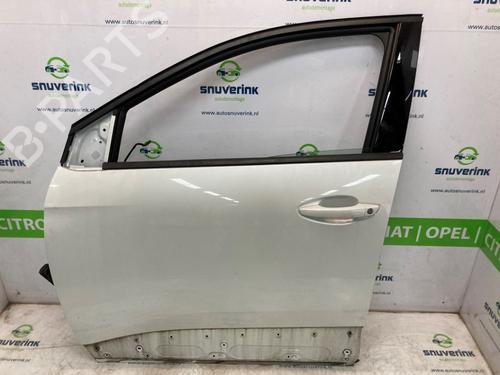 Used Left front door PEUGEOT 3008 II SUV (MC_, MR_, MJ_, M4_) 1.2 THP/ PureTech 130 (MRHNSM, MRHNSU, MRHNSJ, MRHNYW,... (131 hp) 24647617