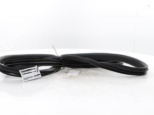 rubber-door-seal-dacia-duster-pym_-pyn_-2023-37262697 main image