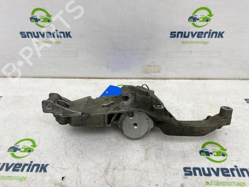 Used Engine mount Engine mount PEUGEOT 3008 II SUV (MC_, MR_, MJ_, M4_) 1.2 THP/ PureTech 130 (MRHNSM, MRHNSU, MRHNSJ, MRHNYW,... (131 hp) 18550497 18550497