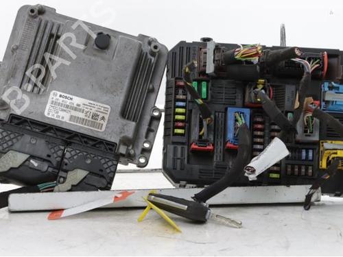 Used Engine control unit (ECU) Engine control unit (ECU) CITROËN JUMPY III Van (V_) 1.6 BlueHDi 95 (95 hp) 40589099 40589099