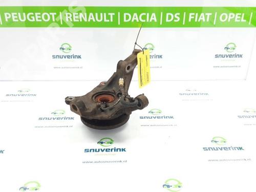 Used Right front steering knuckle Right front steering knuckle RENAULT TRAFIC II Van (FL) 2.0 dCi 90 (FL0H) (90 hp) 10800842 10800842