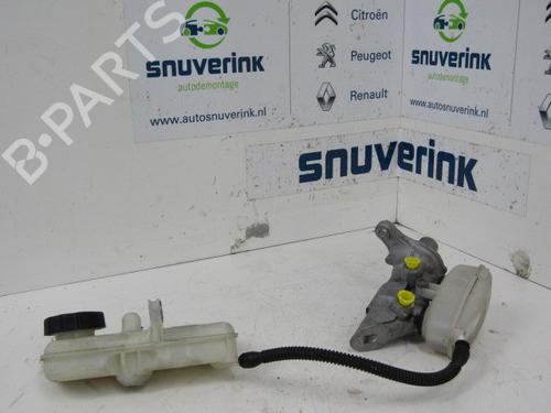 Used Brake master cylinder RENAULT SCÉNIC III (JZ0/1_) 1.5 dCi (110 hp) 10792840