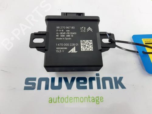Used Lights ECU PEUGEOT 5008 II (MC_, MJ_, MR_, M4_) 1.2 THP (MRHNYH, MRHNYW, MRHNSJ, MRHNSU, MRHNSM) (131 hp) 15358231