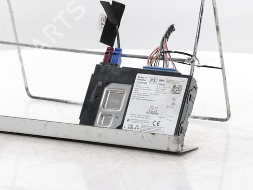 Control unit DACIA SANDERO III 1.0 TCe 110 | BP39211671M11 - Image 2