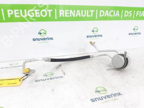 ac-pipe-renault-megane-e-tech-suv-2021-24418207 main image