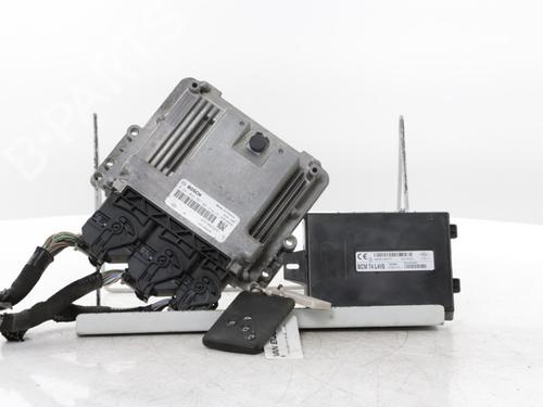 Used Engine control unit (ECU) OPEL VIVARO B Van (X82) 1.6 CDTI (05) (146 hp) 31960371