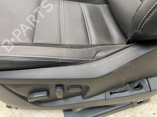 Left front seat RENAULT ARKANA I (LCM_, LDN_) 1.6 E-TECH 145 (LDMU) | BP30758370C15 