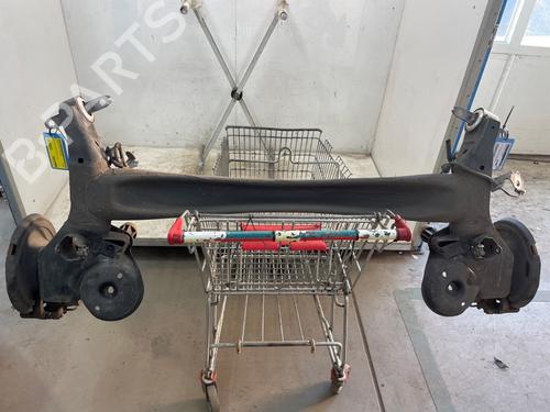 Used Rear axle PEUGEOT 3008 II SUV (MC_, MR_, MJ_, M4_) 1.5 BlueHDi 130 (131 hp) 31261198