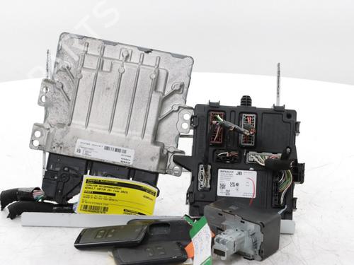 Used Engine control unit (ECU) RENAULT CAPTUR II (HF_) TCe 140 (HFN0) (140 hp) 30186503