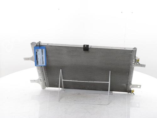 AC radiator PEUGEOT 3008 II SUV (MC_, MR_, MJ_, M4_) Hybrid | BP30186565M32