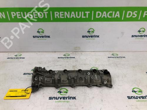 Used Valve cover RENAULT KADJAR (HA_, HL_) 1.3 TCe 140 (HLNB, HLN1) (140 hp) 19258377