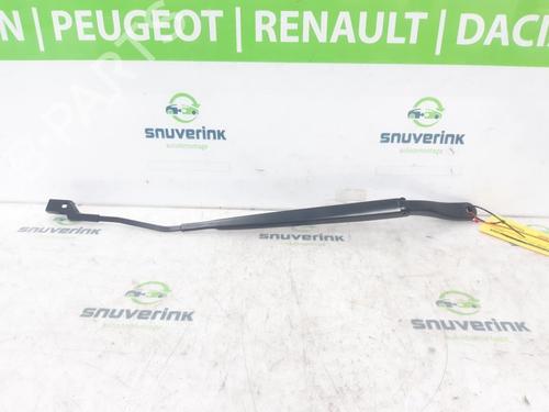 Used Front windshield wiper arm RENAULT AUSTRAL E-TECH 200 Hybrid (HGM2) (199 hp) 24841140