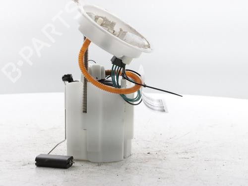 Bomba combustível Bomba combustível BMW 1 (F40) 118 i (140 hp) 33845974 33845974