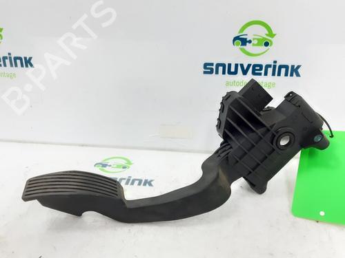 Used Pedal OPEL CORSA D (S07) 1.4 (L08, L68) (90 hp) 18869586