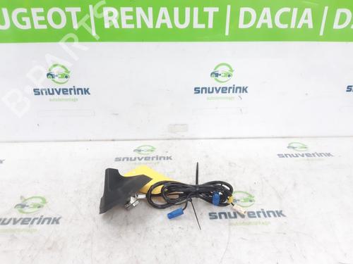 Used Antenna/Base RENAULT CAPTUR II (HF_) TCe 140 (HFN0) (140 hp) 22218236