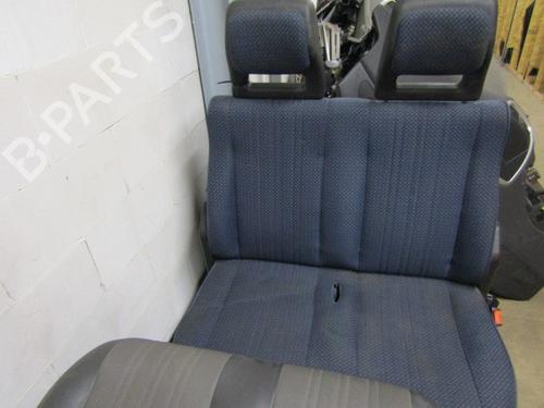 Sæde højre fortil PEUGEOT BOXER Bus (230P) 2.5 TD (103 hp) 22393543