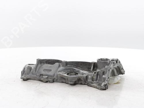 Used Valve cover RENAULT CAPTUR I (J5_, H5_) 1.3 TCe 130 (J5NJ, J5NE) (131 hp) 30758862