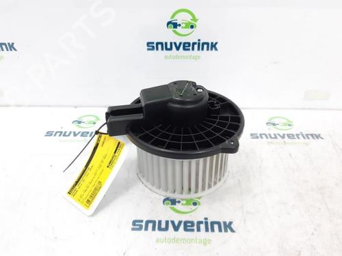 Used Heater blower motor Heater blower motor MAZDA CX-3 (DK) 2.0 SKYACTIV-G (121 hp) 40572350 40572350