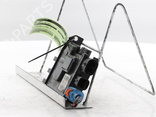 Fuse box OPEL VIVARO B Van (X82) 1.6 CDTI (05) | BP39618988E1 - Image 3