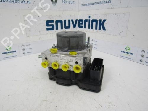 Used ABS pump RENAULT CAPTUR I (J5_, H5_) 0.9 TCe 90 (90 hp) 10808859