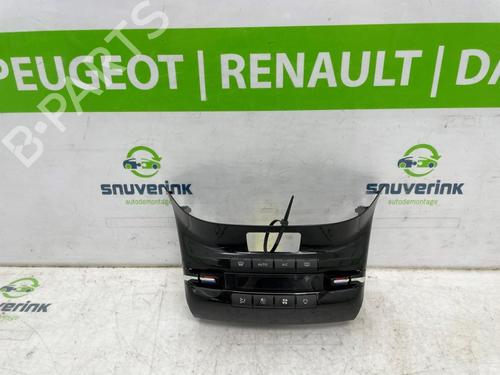 Used Climate control Climate control 25829141 25829141