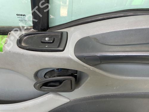Right front door IVECO DAILY IV Van 35C18 V, 35C18 V/P, 35S18 V, 35S18 V/P | BP30186771C3