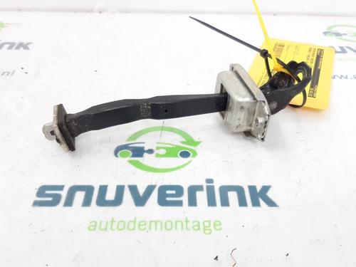 Used Hinge/Door check strap RENAULT KADJAR (HA_, HL_) 1.2 TCe 130 (HLMR) (130 hp) 13188513