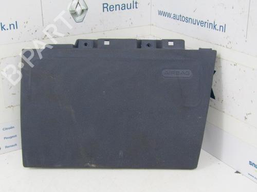 knee-airbag-peugeot-1007-km_-2005-24163029 main image