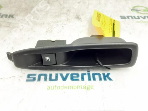 Used Switch RENAULT CAPTUR I (J5_, H5_) 0.9 TCe 90 (90 hp) 13683587
