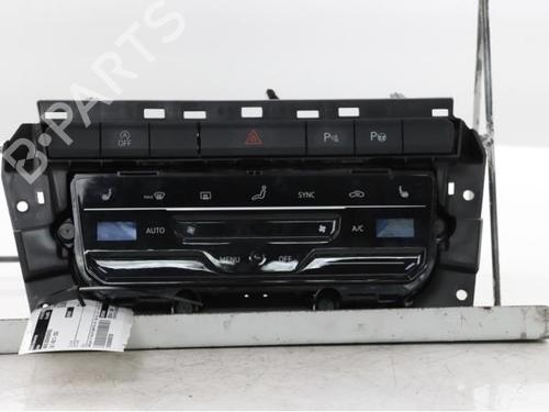 climate-control-vw-t-roc-a11-d11-2017-40543088 main image