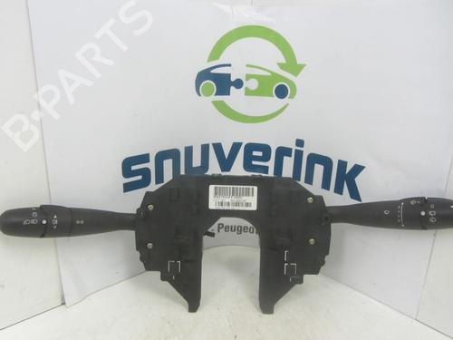 Used Steering column stalk Steering column stalk CITROËN C4 Grand Picasso I (UA_) 1.8 i 16V (125 hp) 13322845 13322845